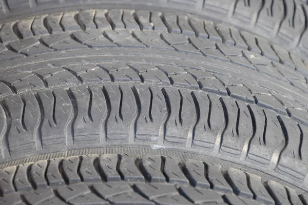 Araba tekerlek lastik desen arka plan. Kauçuk tır