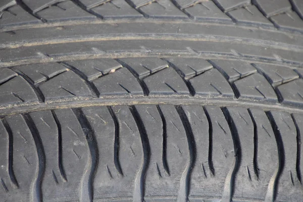 Araba tekerlek lastik desen arka plan. Kauçuk tır