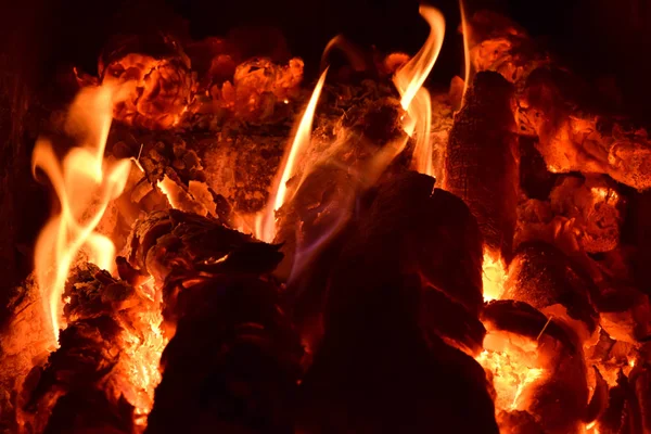 Soba sıcak kömürleri — Stok fotoğraf