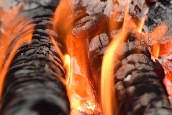 Soba sıcak kömürleri — Stok fotoğraf