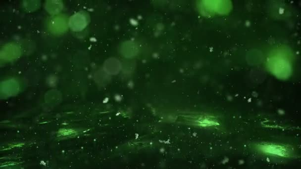 Kış yeşil hareket arka plan ışık, buz ufuk bokeh döngü üzerinde düşen kar — Stok video