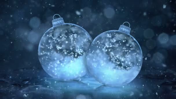 两个圣诞蓝色冰玻璃自由球装饰雪花背景循环 — 图库视频影像