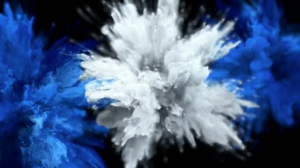 Blau weiße Farbe platzt - mehrere bunte Rauch-Explosionen Fluid alpha matt — Stockvideo