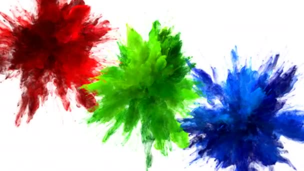 Rood groen blauwe kleur burst meerdere kleurrijke rook explosies vloeistof alpha mat — Stockvideo