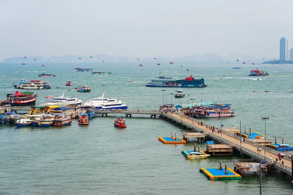 Barevný Balihai Bay Pier — Stock fotografie