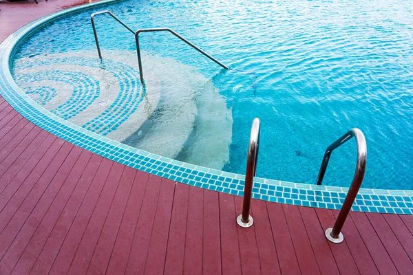 Blue Swimming Pool Red Wooden Plank Floor Steel Rails Ladders — Stock Photo, Image