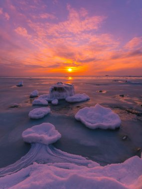 Kış günbatımı Denizi