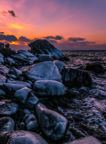 冬季海上日落 — 图库照片
