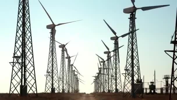 Many old wind turbine generators on green grass. Built in the Soviet Union — Stock Video