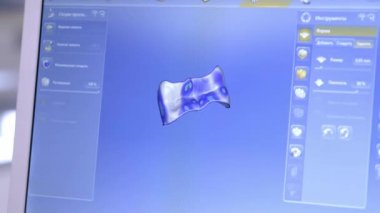 3D diş dijital modelleme restorasyon. 3D modeli diş, hastanın taranan diş. Doktor Diş okuyor
