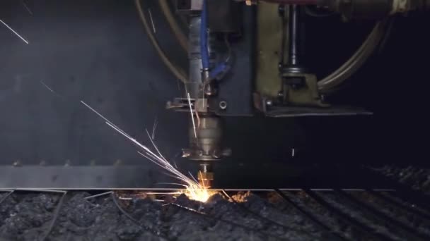 Hochpräzise Cnc Laserschweißen Von Blechen Hochgeschwindigkeitsschneiden Laserschweißen Laserschneidtechnologie Laserschweißmaschine — Stockvideo