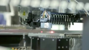 Elektronik devre kartı üretimi. Otomatik Circut Tahtası Yazdırılmış Dijital Elektronik Kart Üretir. Elektronik kontrat imalatı. Elektronik çip üretimi. Yüksek teknoloji.