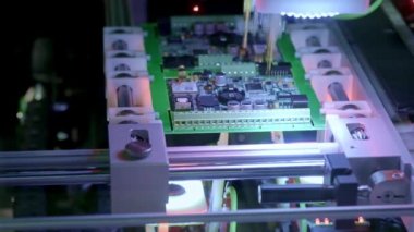 Elektronik devre kartı üretimi. Otomatik Circut Tahtası Yazdırılmış Dijital Elektronik Kart Üretir. Elektronik kontrat imalatı. Elektronik çip üretimi. Yüksek teknoloji.
