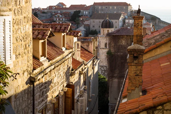 Vista Sobre Los Tejados Anaranjados Dubrovnik Con Último Sol Invierno — Foto de Stock