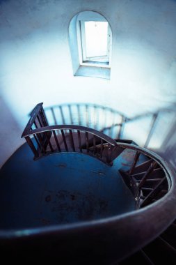 Tırabzanlı aydınlatma merdivenleri, Alappuzha, Kerala, Hindistan