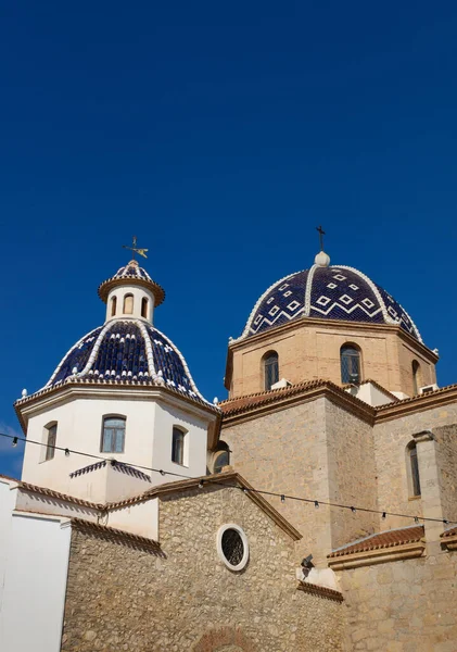 Chiesa Nostra Signora Solace Con Cupole Piastrellate Blu Cielo Blu — Foto Stock
