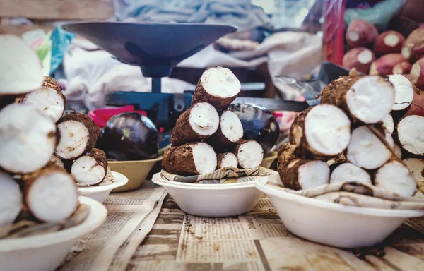 Sliced Yuca Roots Manihot Esculenta Traditional Food Latin America Plates — Stock Photo, Image