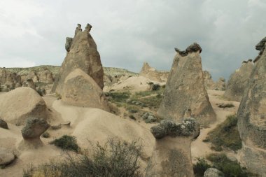 Türkiye 'nin Kapadokya kentindeki Rocky tepeleri ve peri bacası