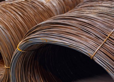 Metalurji tesisi depoda bulunan armatür oluşturma