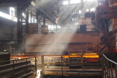 Sıcak kütük (bloom) sürekli döküm, strand döküm olarak da bilinir