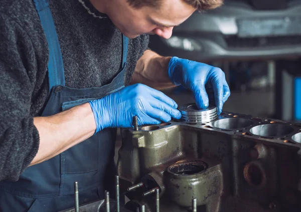 Master Recoge Motor Reconstruido Para Coche — Foto de Stock