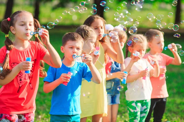 Group Children Blowing Soap Bubbles — Stock Photo, Image