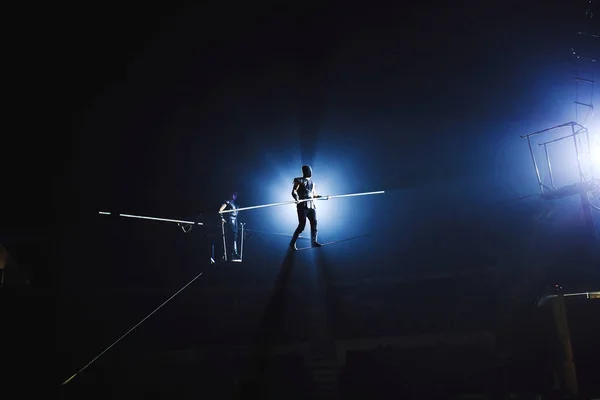 Tightrope Wandelaars Het Circus — Stockfoto