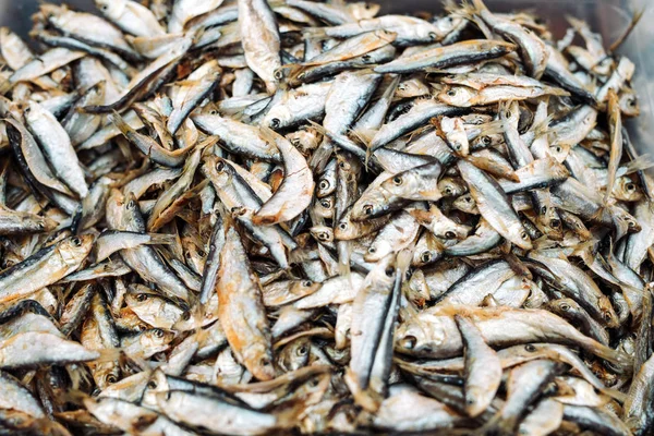 Taze çiğ balık hamsi Balık Market