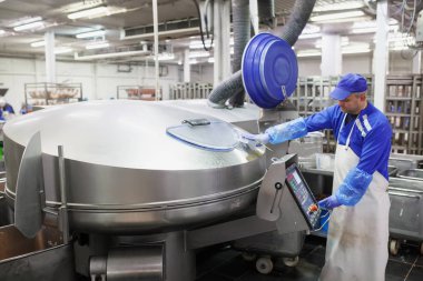 Öğütücüdeki et. Et endüstrisi..