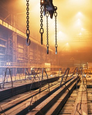Depo metali boş. Metal için elektrik kaplama tesisi.
