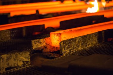 Sıcak kütük (bloom) sürekli döküm, strand döküm olarak da bilinir