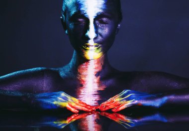 Yaratıcı makyaj ve güzellik vücut sanatı teması: 