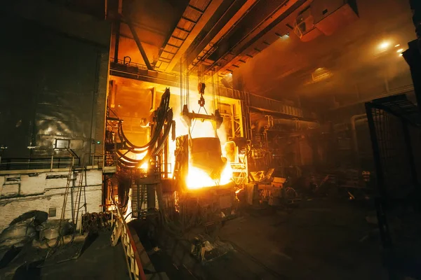 工厂电炉炼钢 — 图库照片