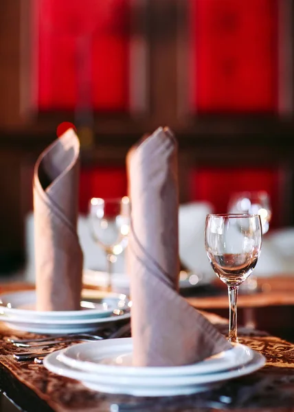 Dekorativer Gedeckter Tisch Für Hochzeitsgesellschaft — Stockfoto