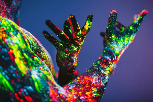 stock image The man is decorated in a ultraviolet powder