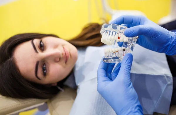 The patient at the dentist. Dental clinic. — Stock Photo, Image