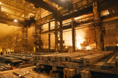 Depo metali boş. Metal için elektrik kaplama tesisi.