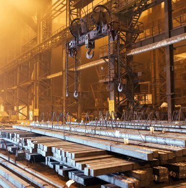 Depo metali boş. Metal için elektrik kaplama tesisi.