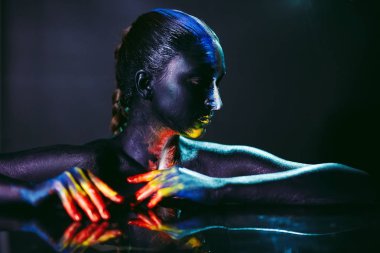 Yaratıcı makyaj ve güzellik vücut sanatı teması