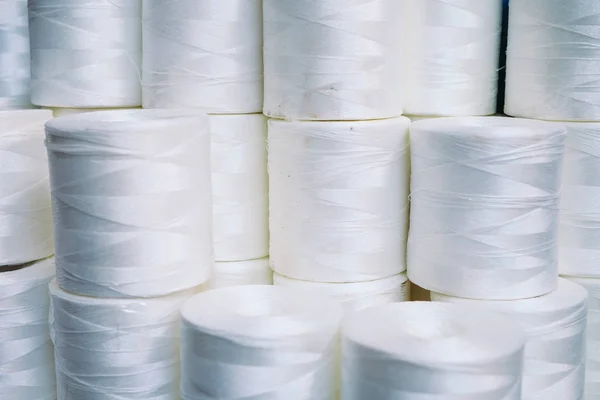 Nylon touw fabriek, touw fabriek, rubber productie. — Stockfoto