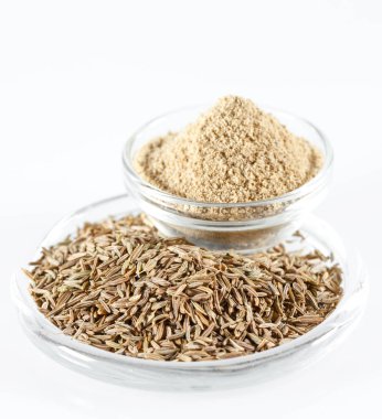 Kimyon Bir tabakta beyaz arka plan üzerinde izole.