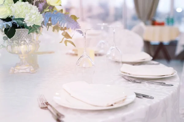 Stůl pro svatbu nebo další catered event večeři — Stock fotografie