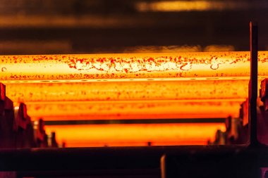 Sıcak filizlenme, devamlı döküm, aynı zamanda iplik döküm denir