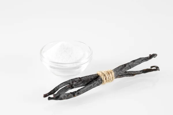 Vanilla sugar isolated on the white backgrounde. — Stock Photo, Image