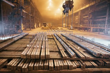 Depo metali boş. Metal için elektrik kaplama tesisi.