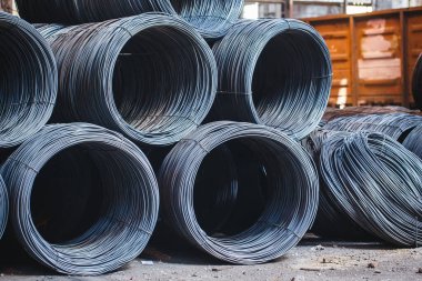 Armatür binaları metalürjik ürünlerin depolandığı depoda bulunmaktadır. Yapısal yapının ögesi