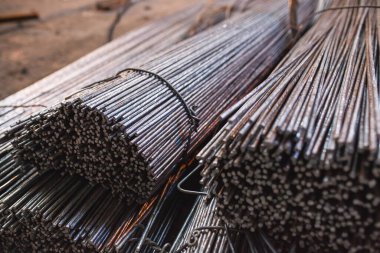 Armatür binaları metalürjik ürünlerin depolandığı depoda bulunmaktadır. Yapısal yapının ögesi