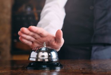 Lokantanın çan mahsulü. Otel servis zili