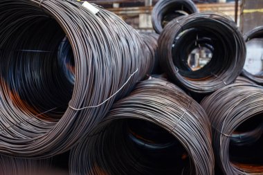 Armatür binaları metalürjik ürünlerin depolandığı depoda bulunmaktadır. Yapısal yapının ögesi