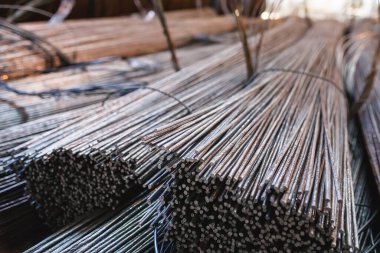 Armatür binaları metalürjik ürünlerin depolandığı depoda bulunmaktadır. Yapısal yapının ögesi
